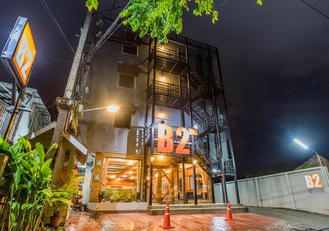 Отель B2 Night Bazaar Чианграй Экстерьер фото
